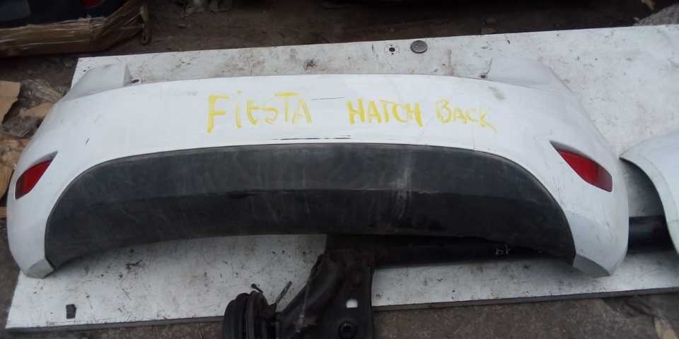 PARACHOQUES POSTERIOR FIESTA HATCBACK 2012 AL 2019